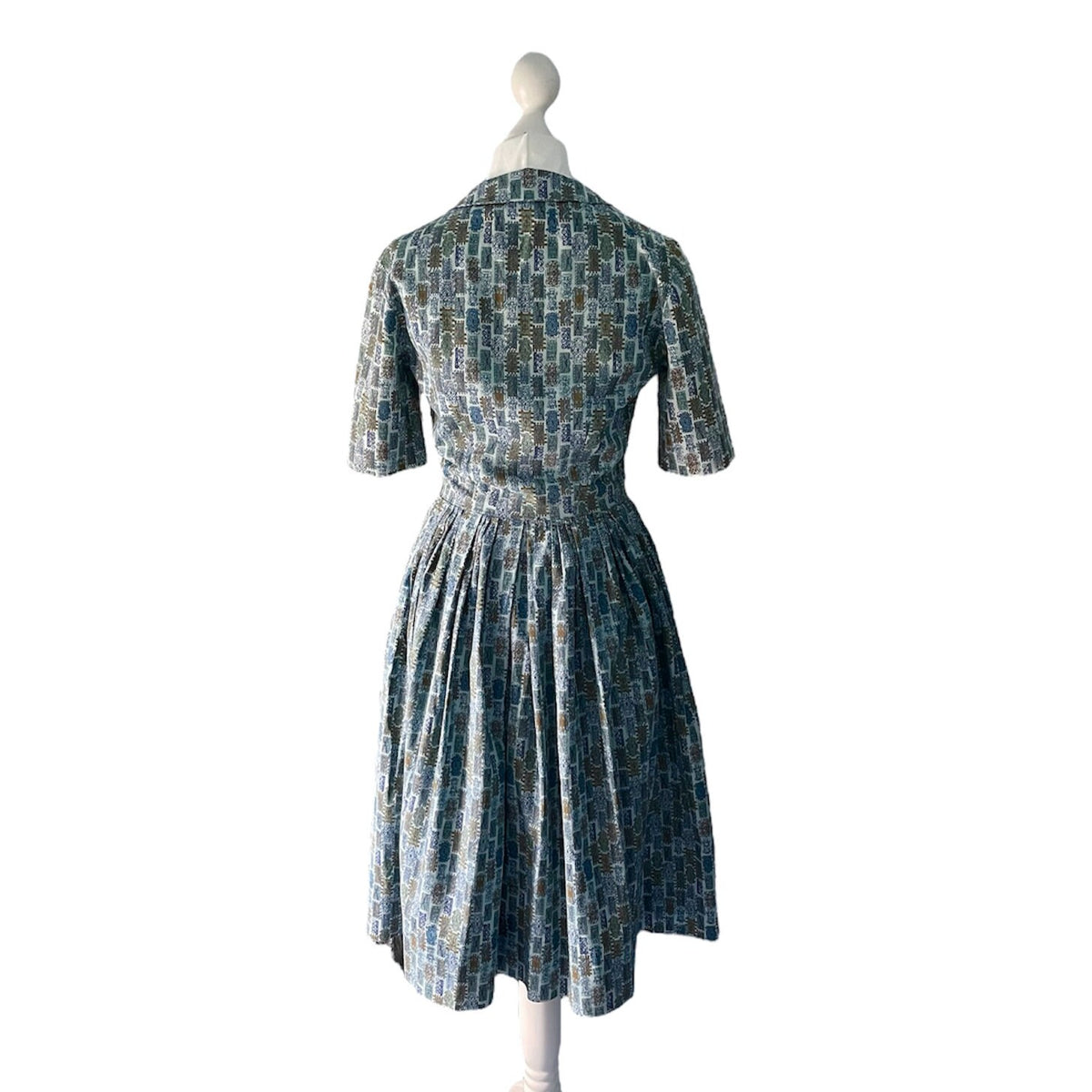 1960s shirt dress Vintage 1960s Shirt Dress | 60s Purple Floral Button Down Shirtwaist Day Dress | Large