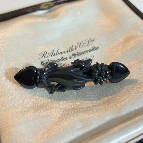VICTORIAN HAND & Heart BROOCH