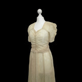 Original 1930s Dress in Sheer Ivory Lace - hurdyburdy vintage